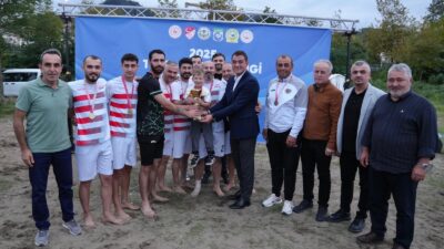 Türkiye Futbol Federasyonu ile Giresun Belediyesi’nin iş birliğinde düzenlenen plaj