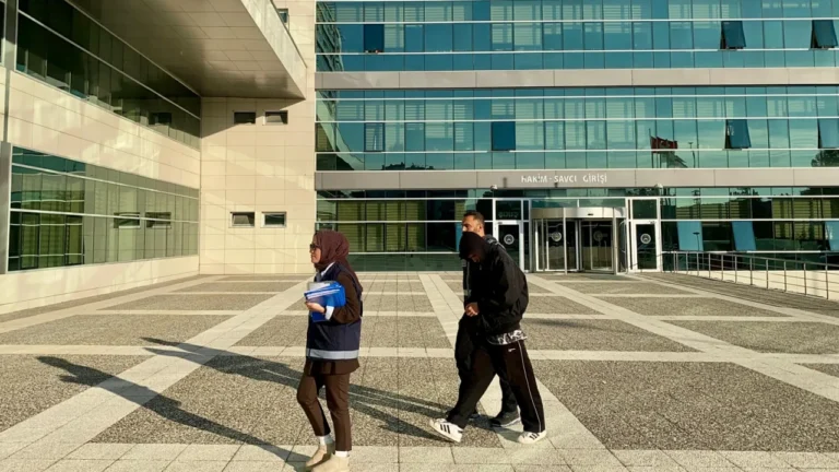 İki motosiklet iki de bisiklet çalan hırsız tutuklandı