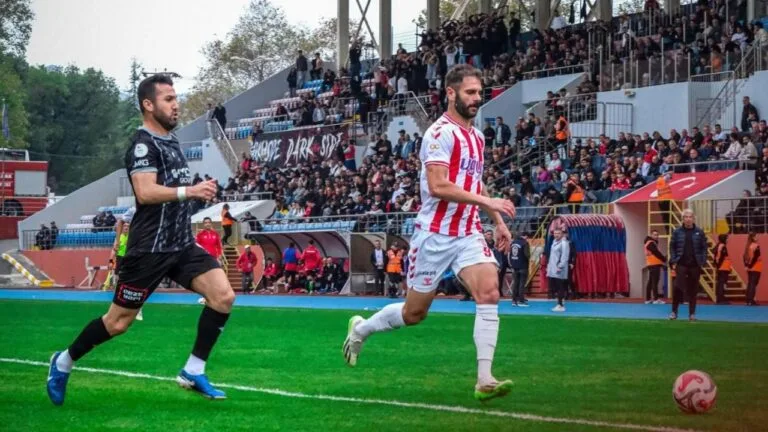 Kırmızı Şimşekler Deplasmanda Zonguldakspor’a 5-0 Mağlup Oldu.