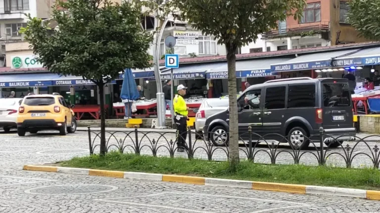 Dolmuşların durak harici indir bindir yasaklandı, 10 günlük denetimde motosikletten