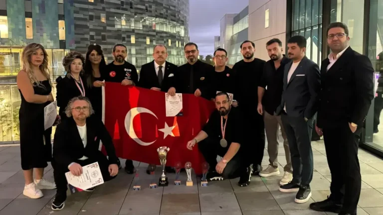 Türk kuaförleri dünya sahnesinde bayrağımızı dalgalandırdı