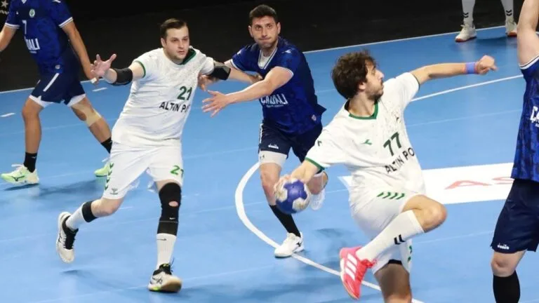 THF Ardventure Erkekler Süper Ligi'nde mücadele eden Altın Post Giresunspor