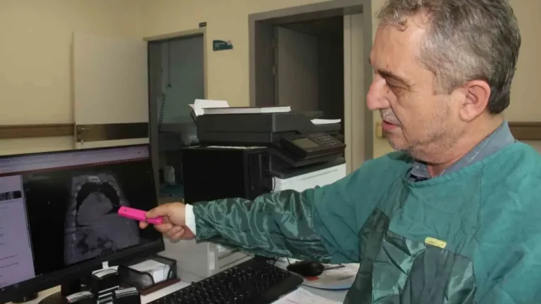 Giresun Eğitim ve Araştırma Hastanesi'nden Prof. Dr. Ahmet Cumhur Dülger