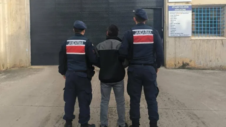 Samsun'un Bafra ilçesinde, hakkında 10 yıl 5 ay kesinleşmiş hapis