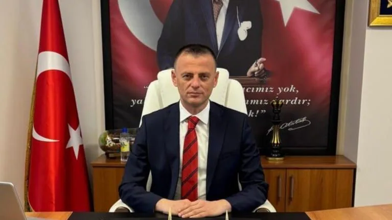 Keşap Belediye Başkanı Mehmet Emür Arışan, 24 Kasım Öğretmenler Günü