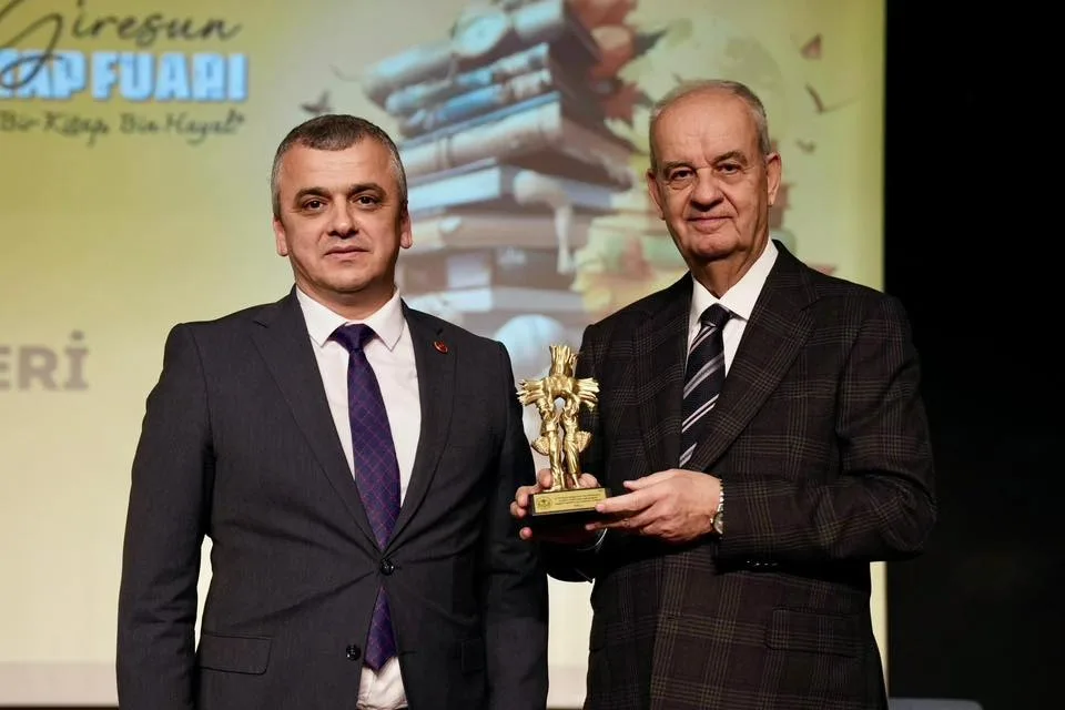 Giresun Belediyesi tarafından düzenlenen 5. Kitap Fuarı’nın en dikkat çeken