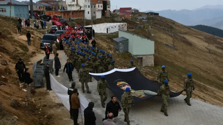 Harşit Zaferi’nin 108. Yılı Gümüşhane’de Zafer Yürüyüşüyle Anıldı Gümüşhane'de, Harşit Zaferi'nin 108. yıl dönümü dolayısıyla "Şehitlere Vefa ve