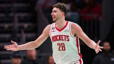 Milli basketbolcumuz Alperen Şengün, Houston Rockets formasıyla NBA Kupası'nda Portland