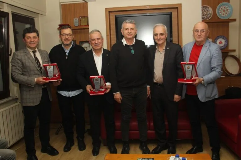 Türkiye'nin stratejik ürünü fındıkta, kahverengi kokarca ve iklim değişikliği nedeniyle