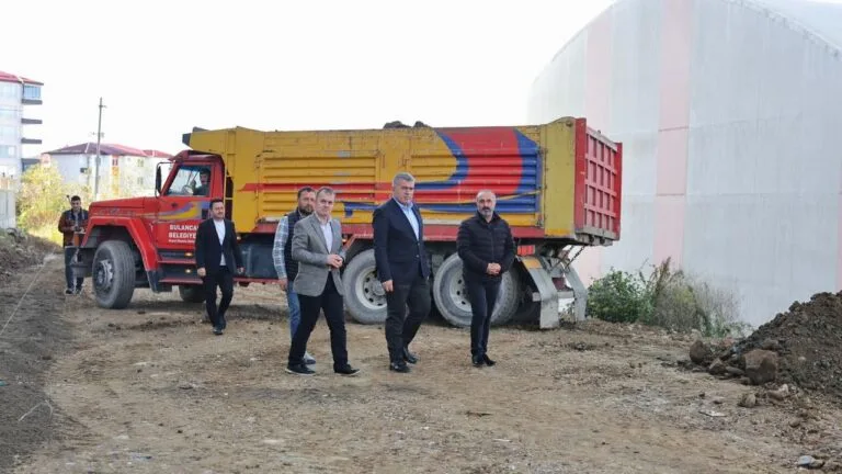 Bulancak Belediye Başkanı Necmi Sıbıç, ilçenin farklı mahallelerindeki ve fakülte