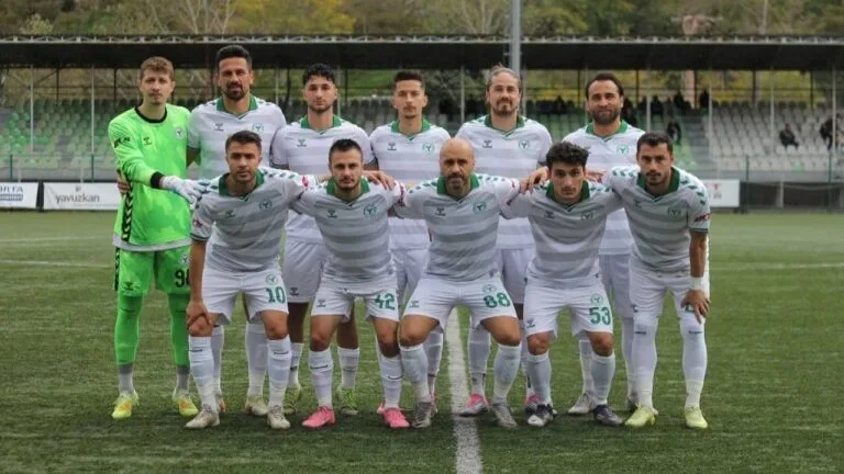 BAL Ligi'nde mücadele eden Batlamaspor, 4. hafta karşılaşmasında Ünye 1957