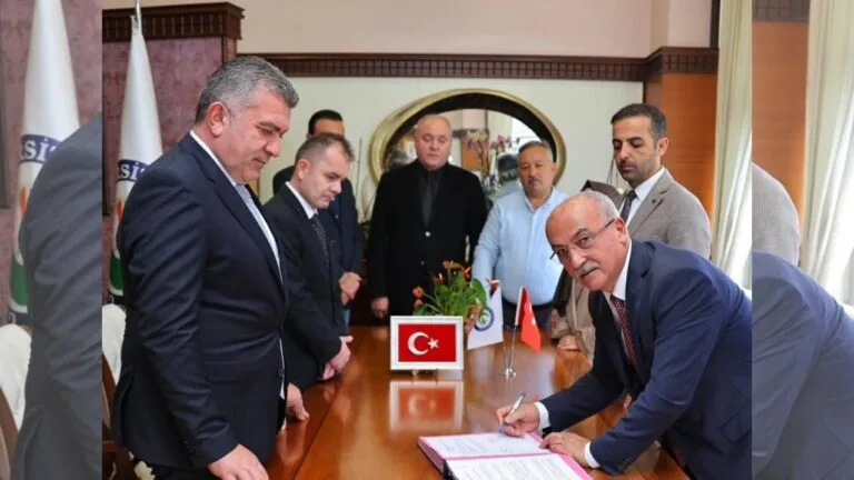 Bulancak Belediyesi ve Giresun Üniversitesi arasında imzalanan protokolle ilçeye Sahne