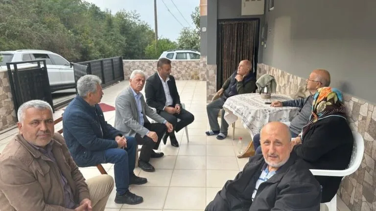 Eynesil Belediye Başkanı Barış Güdük, MHP'nin "Derdin Derdimizdir Sohbetleri" kapsamında