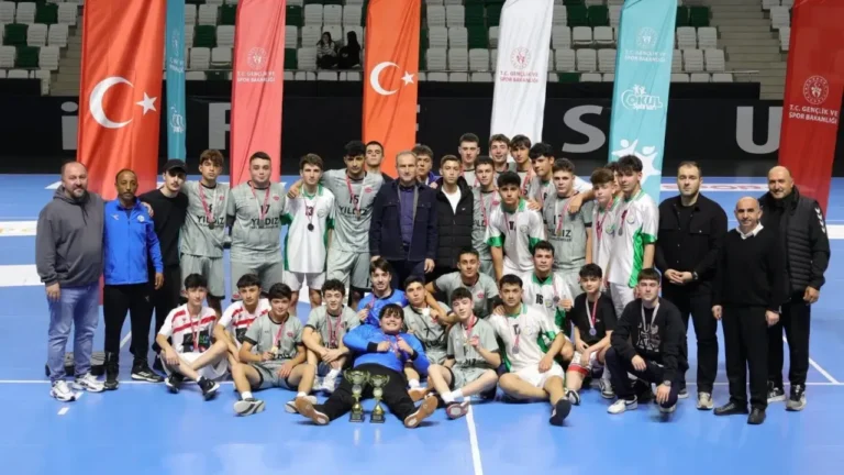Giresun Okul Sporları Genç Erkekler Hentbol İl Birinciliği sona erdi.