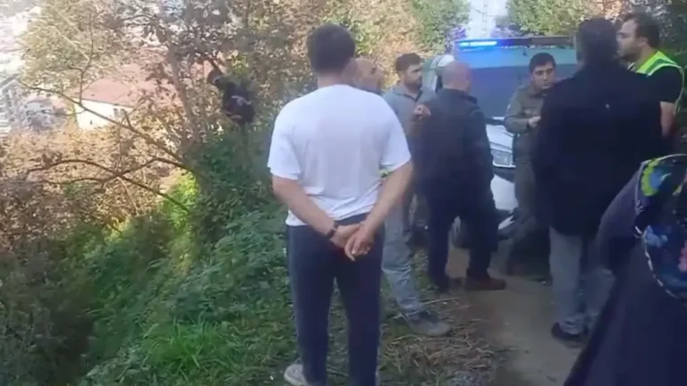 Giresun'un Kavaklar Mahallesi'nde kurulması planlanan baz istasyonu, mahalle sakinlerinin sert