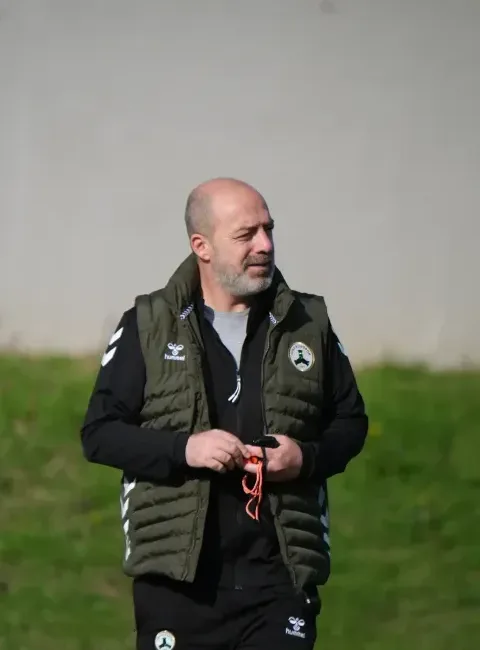 Nesine 3. Lig 3. Grup'ta mücadele eden Giresunspor, yeni teknik