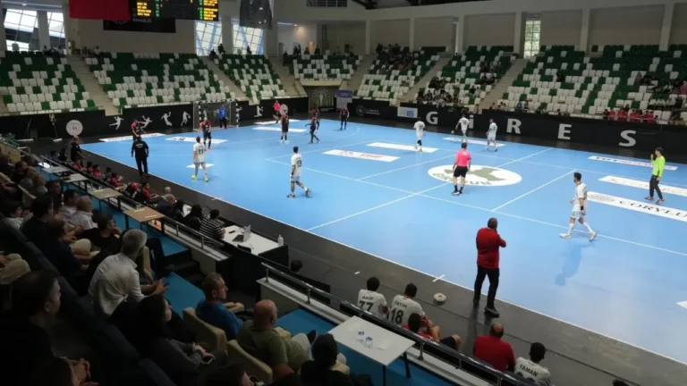 Erkekler Süper Ligi'nde Avrupa kupalarına katılma hedefiyle ilerleyen Giresunspor, bugün