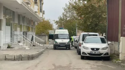 25 Kasım Kadına Yönelik Şiddetle Mücadele Günü'nde Türkiye'de iki kadın,