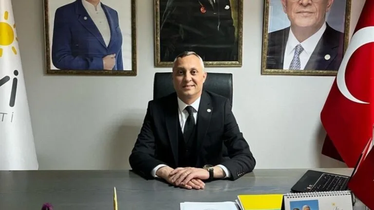 Başkan Taşgöz, öğretmenlerin Türkiye'nin geleceğini şekillendiren en kıymetli güç olduğunu