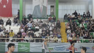 Kerasusspor, Türkiye Basketbol İkinci Ligi'nin üçüncü haftasında evinde Çiftlikköy Belediye
