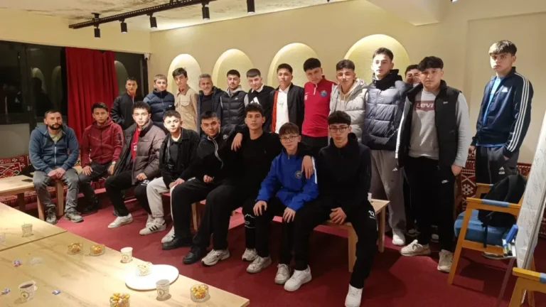 Giresun U18 Ligi'nde şampiyonluk hedefleyen Soğukpınarspor, fiziksel antrenmanlarını Danışman Yazar