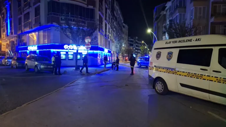 Samsun'un Bafra ilçesinde üç kardeş arasında çıkan tartışma silahlı kavgaya