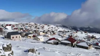 Giresun'da hafta sonundan bu yana etkili olan kar yağışı, yüksek