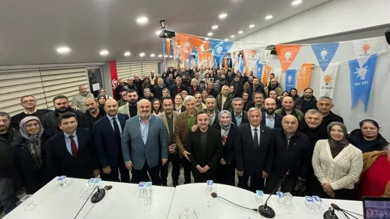 AK Parti Merkez İlçe Başkanlığı, teşkilat içi dinamizmi artırmak ve