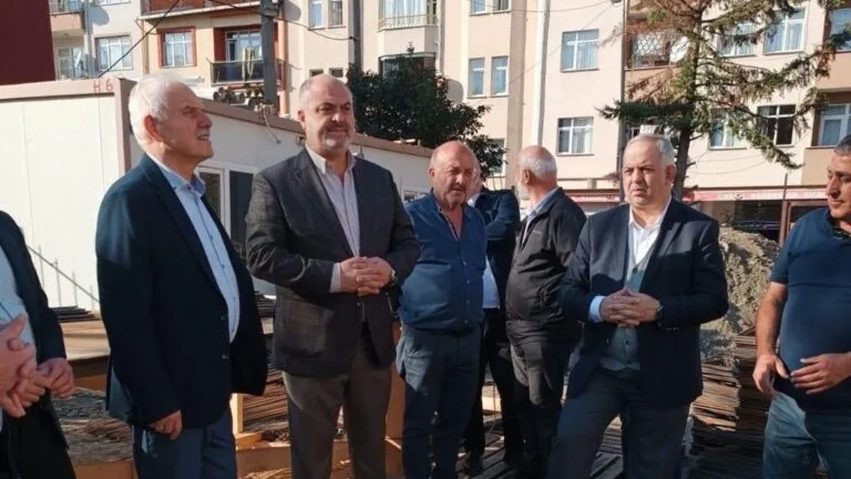Giresun Milletvekili Nazım Elmas, Eynesil'de yapımı süren modern Merkez İlkokulu