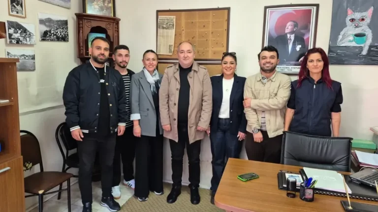 Giresun Hayvan Koruma Derneği Yeni Başkanı Hande Nur Hancıoğlu Oldu Giresun Hayvanları Koruma Derneği'nin olağanüstü genel kurulunda Hande Nur Hancıoğlu