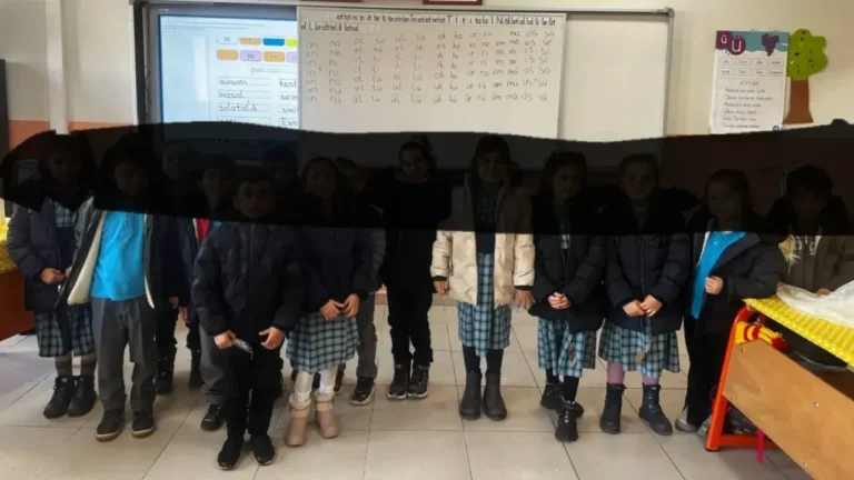 Alucra'da Şehit Er Zülküf Tekir İlköğretim Okulu'nda öğrenim gören 201