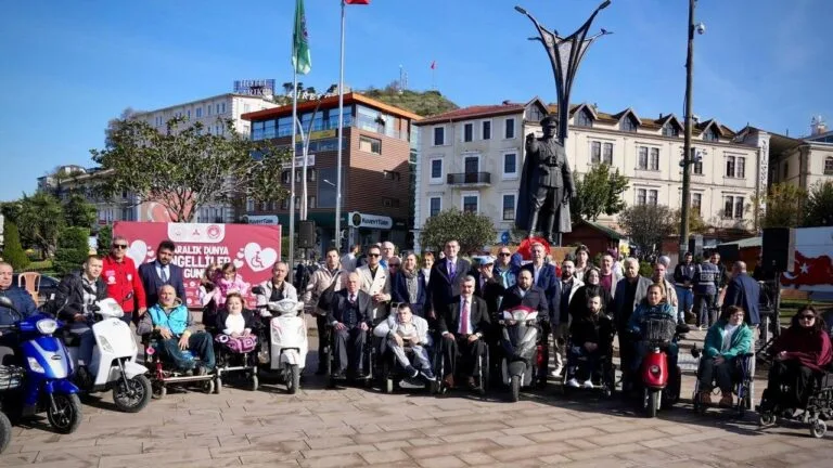 Giresun Belediyesi, 3 Aralık Dünya Engelliler Günü'nde engelli bireylerin toplumsal