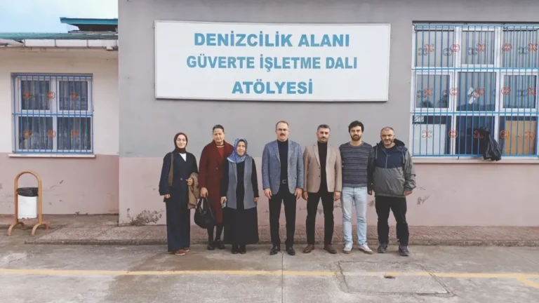 Bulancak İlçe Milli Eğitim Müdürü Şenel Bulut, okulları ziyaret ederek