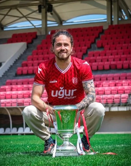 Giresunspor, FIFA'dan aldığı şartlı izinle amatör lisanslı Cengizhan Koç ve