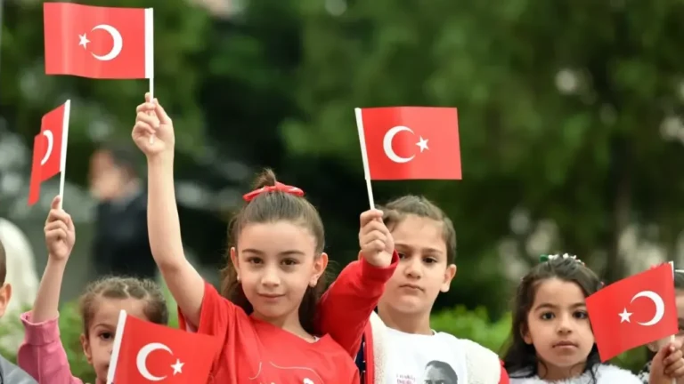 Milli Eğitim Bakanlığından ikinci dönem kararı Milli Eğitim Bakanlığından ikinci dönem kararı