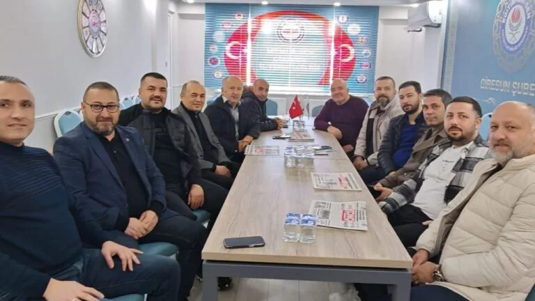 Memur Sen’den yerel basına destek vurgusu