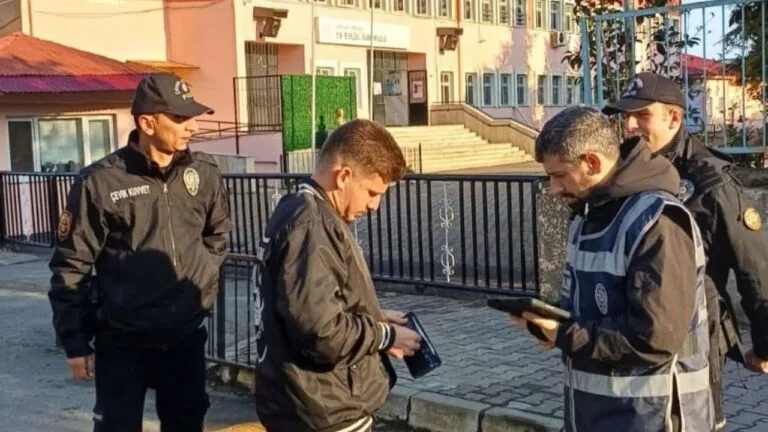 Giresun'da okul çevrelerinde güvenlik önlemleri alınıyor.