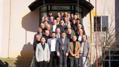 Piraziz Kaymakamı Burak Öz’ün öncülüğünde düzenlenen istişare programında, ilçenin mahalle