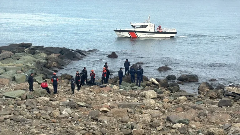 Trabzon'da 20 yaşındaki Mehmet Dayısı'nın denizde cansız bedeni bulundu. Olayla