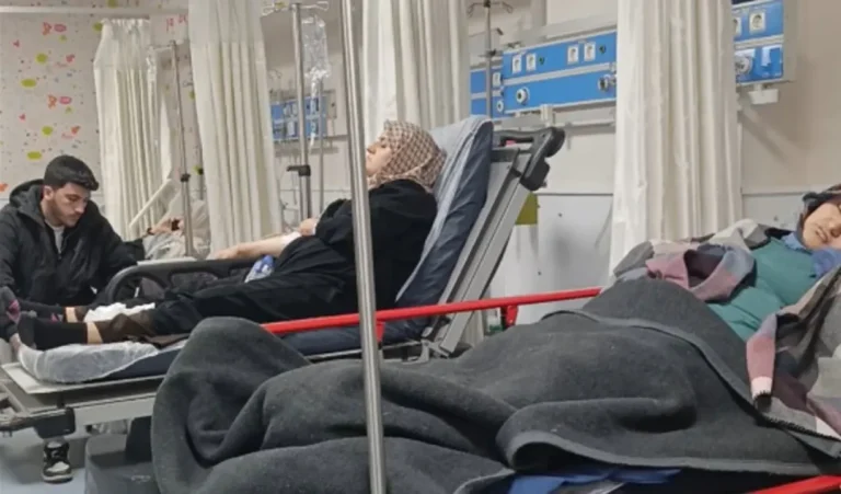 Yeni doğan bebeğin mevlit yemeğinde zehirlendiler