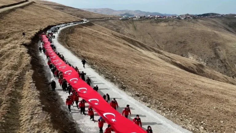 Harşit Savunması Vakfı, şanlı zaferin yıl dönümü öncesinde bölge valilerini