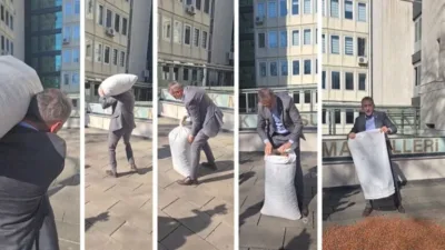 CHP Ordu Milletvekili Mustafa Adıgüzel, Toprak Mahsulleri Ofisi önünde bir