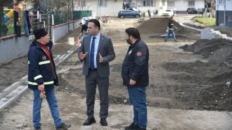 “Altyapıda ve üstyapıda örnek bir kent inşa ediyoruz”