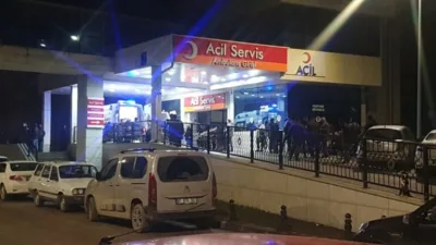 Merdivenle çatıya çıkarken düşen kişi öldü