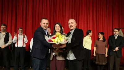Giresun Belediyesi Şehir Tiyatrosu, 2. Amasya Tiyatro Günleri'nde hem yetişkinlere
