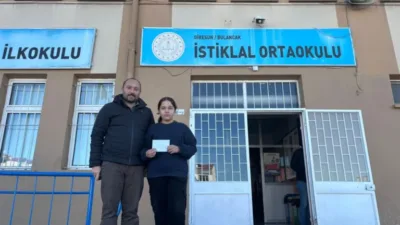 Bulancak İstiklal Ortaokulu öğrencisi Gül Kırdemir, T.C. Millî Eğitim Bakanlığı