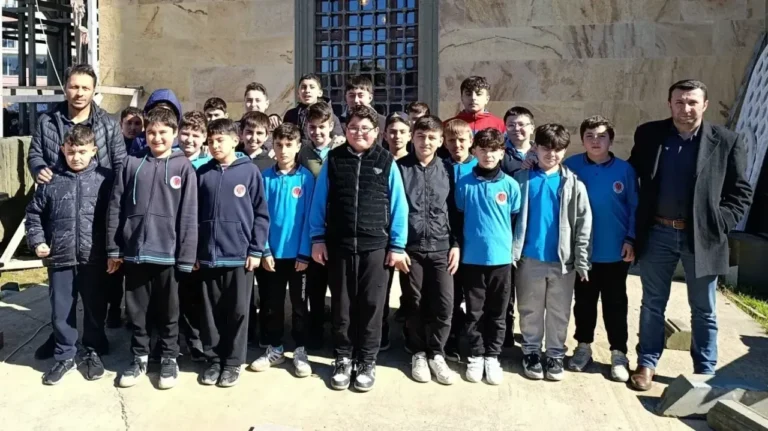 Millî Eğitim Bakanlığı’nın projesi kapsamında Eynesil İmam Hatip Ortaokulu, Ramazan