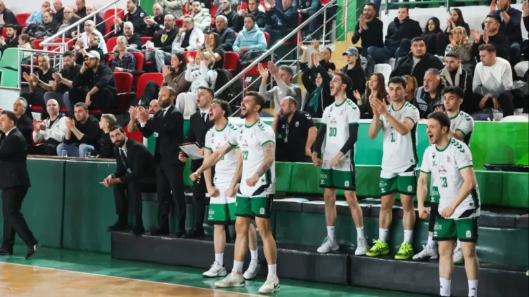 Giresun Kerasusspor parkeye ilk iki için çıkıyor