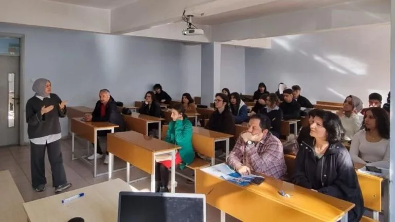 Giresun Üniversitesi’nde Dünya Rehberler Günü’ne özel söyleşi