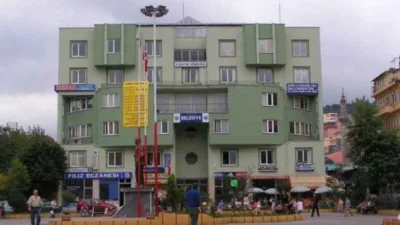 Görele Belediye Başkanı Hasbi Dede’nin tutuklanmasının ardından Belediye Meclisi’nde yapılacak